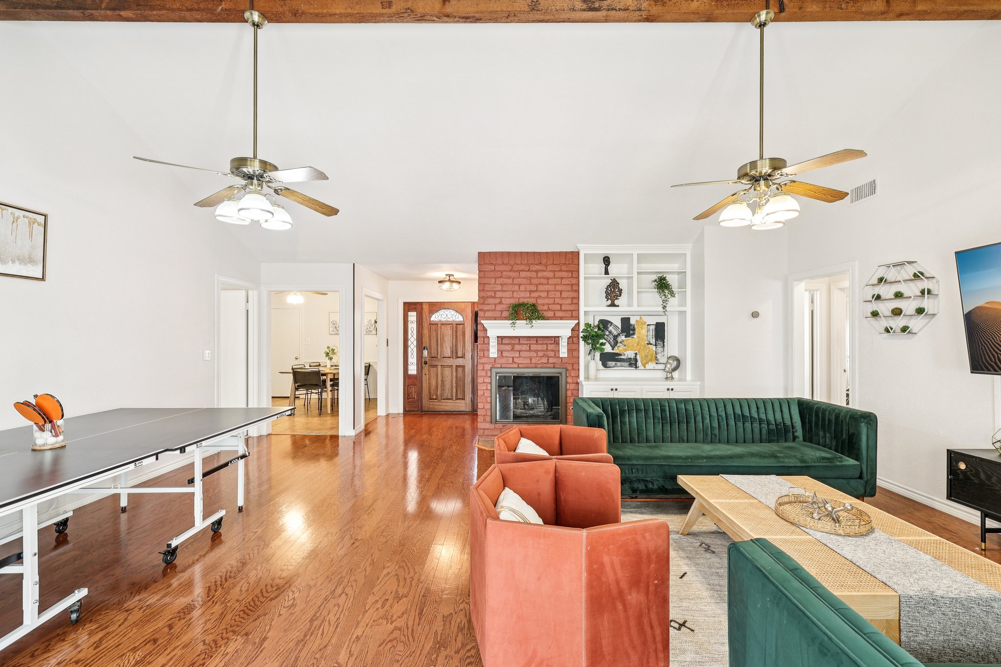 Sterlinghill Dr-S1809-1-015.jpg