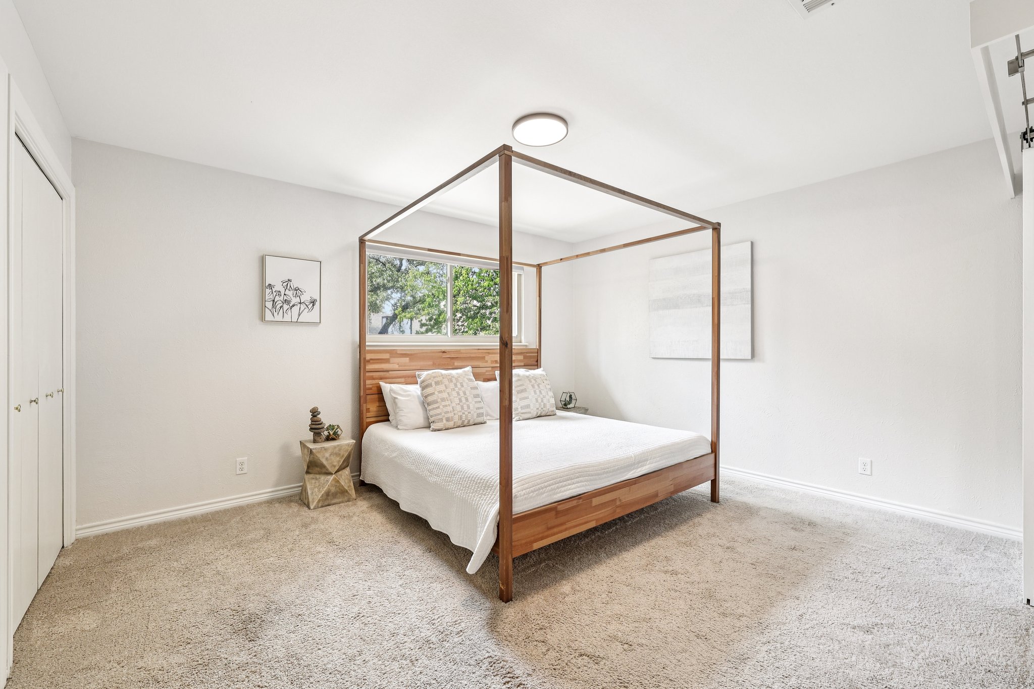 Sterlinghill Dr-S1809-1-025.jpg