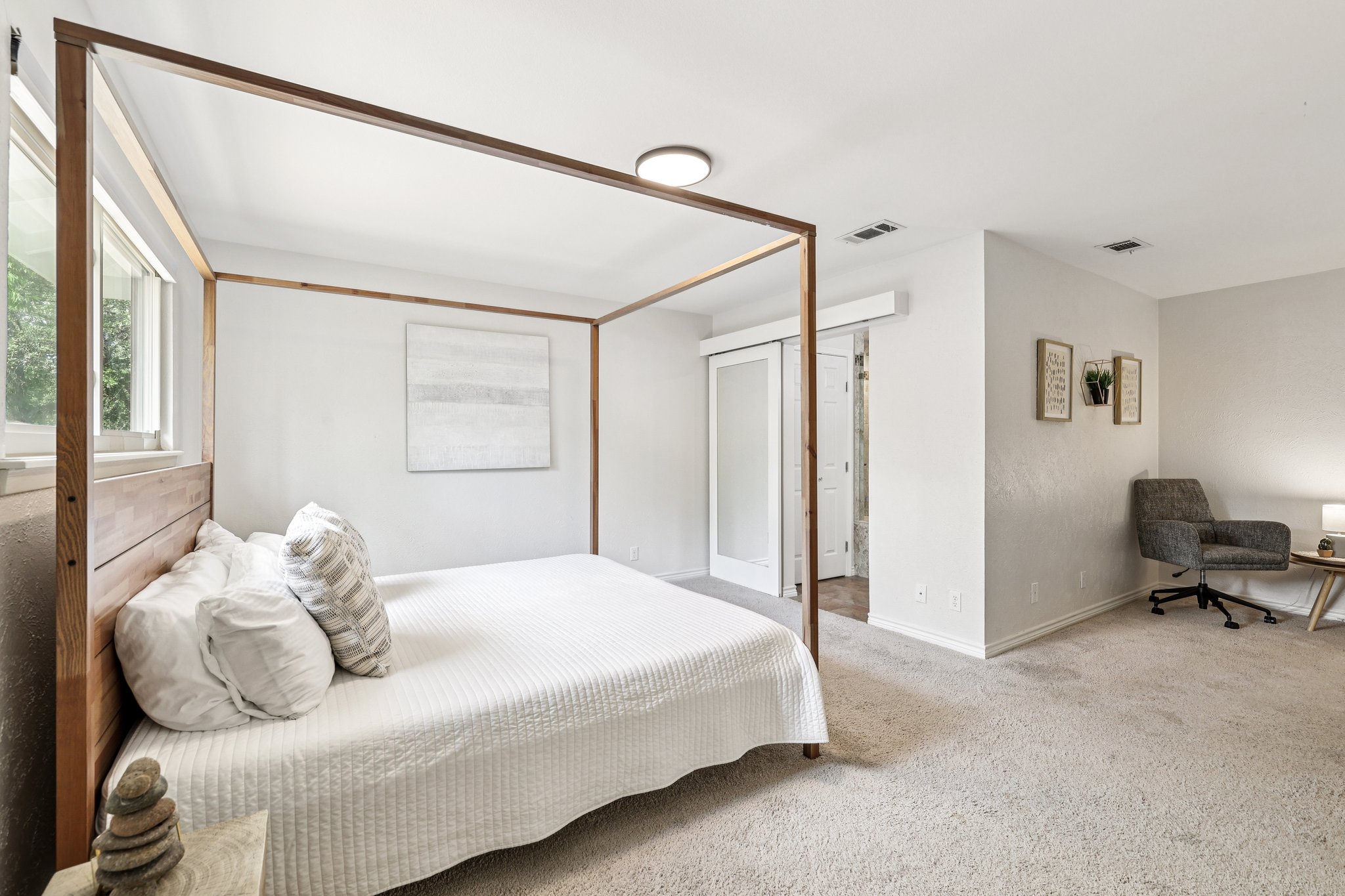 Sterlinghill Dr-S1809-1-026.jpg