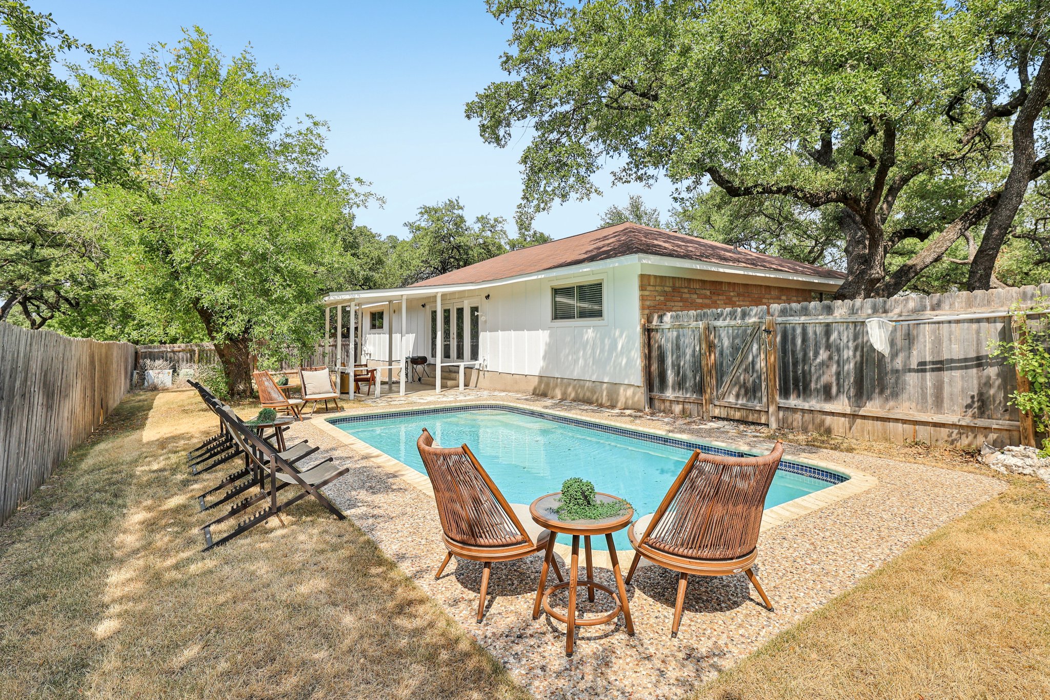 Sterlinghill Dr-S1809-1-045.jpg