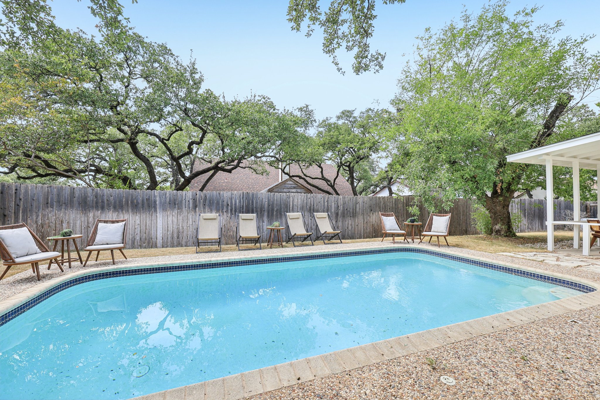 Sterlinghill Dr-S1809-1-053.jpg