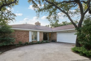 Sterlinghill Dr-S0808-002.jpg