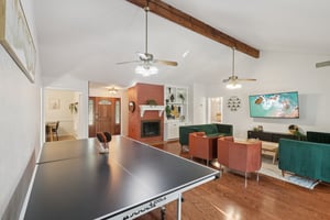 Sterlinghill Dr-S0808-012.jpg