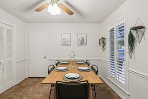 Sterlinghill Dr-S0808-020.jpg