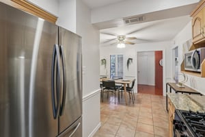 Sterlinghill Dr-S0808-023.jpg