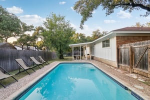 Sterlinghill Dr-S0808-046.jpg