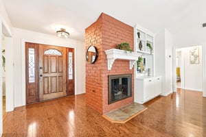 Sterlinghill Dr-S1809-1-006.jpg