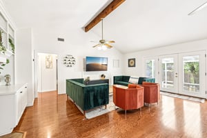 Sterlinghill Dr-S1809-1-008.jpg