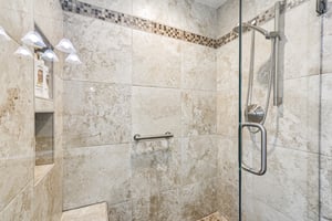 Sterlinghill Dr-S1809-1-030.jpg