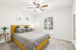 Sterlinghill Dr-S1809-1-038.jpg