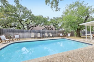 Sterlinghill Dr-S1809-1-053.jpg