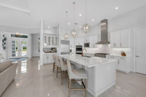 Breakfast Bar - Kitchen