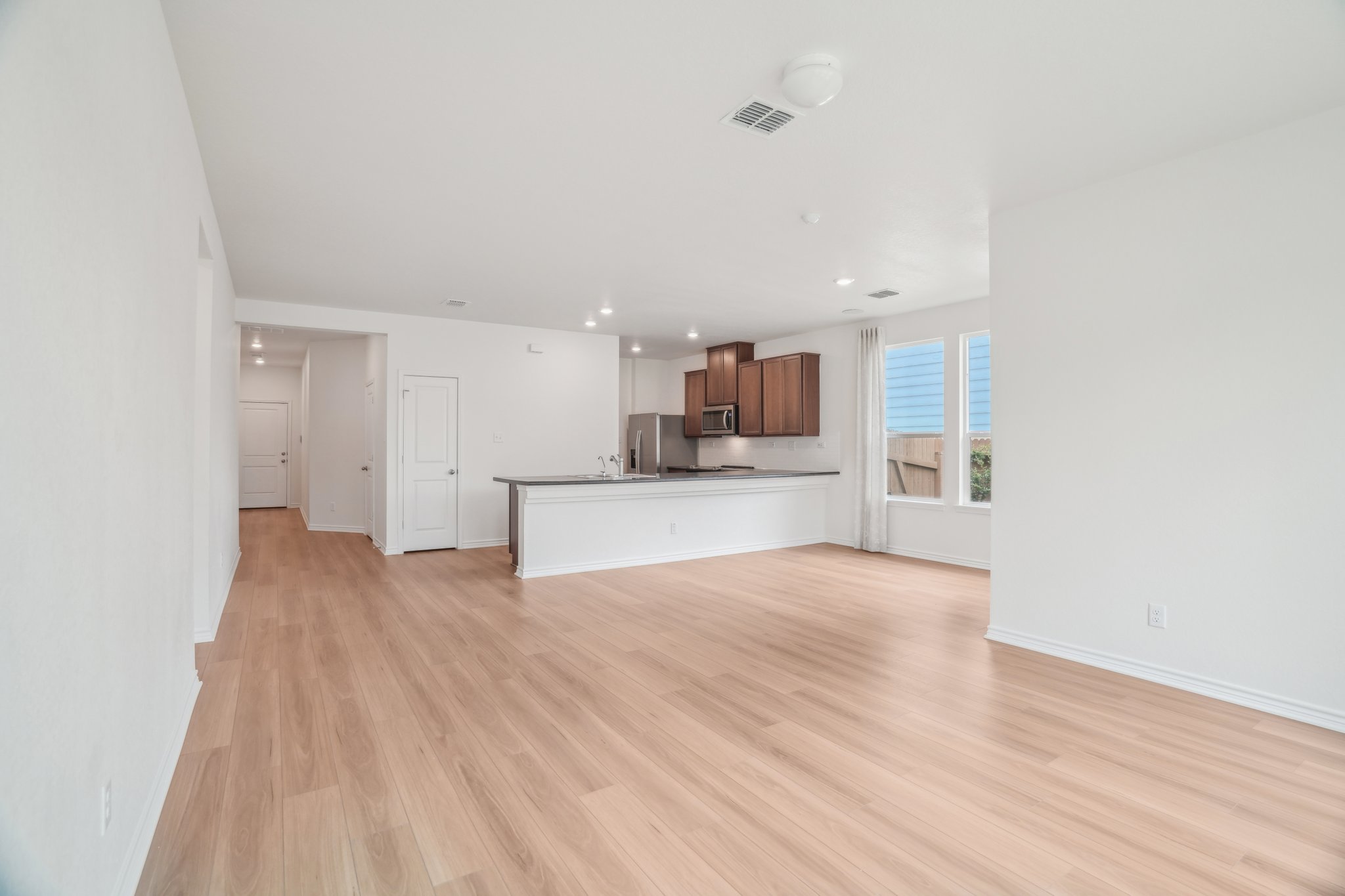 Lemonmint Pkwy-2504-010.jpg