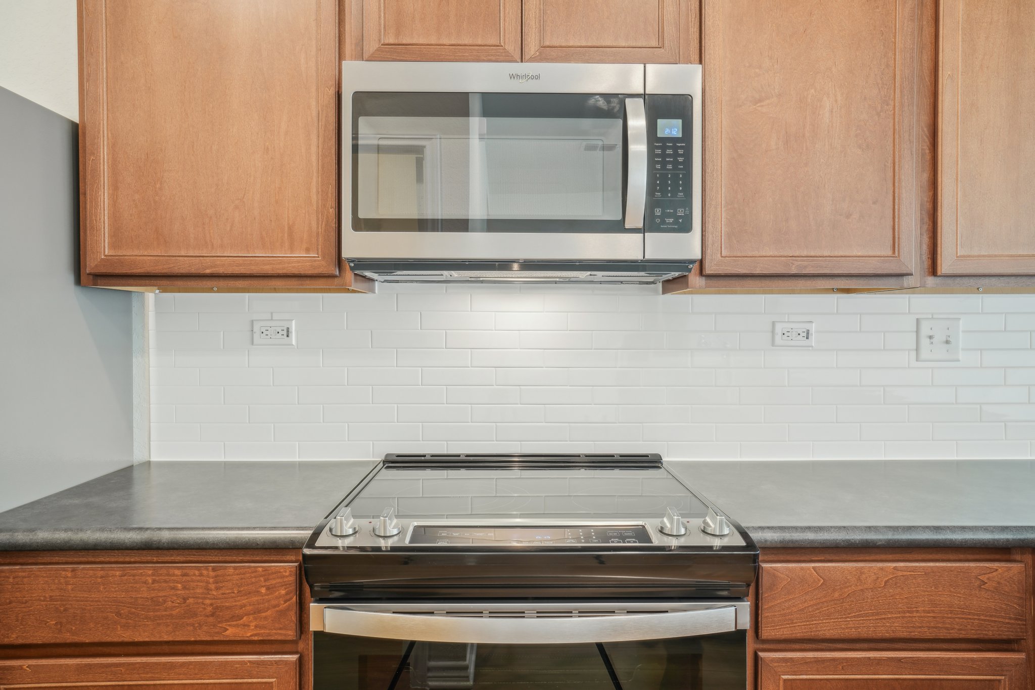 Lemonmint Pkwy-2504-013.jpg