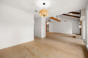  Photo 39