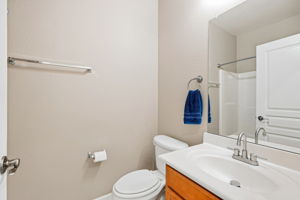  Photo 40