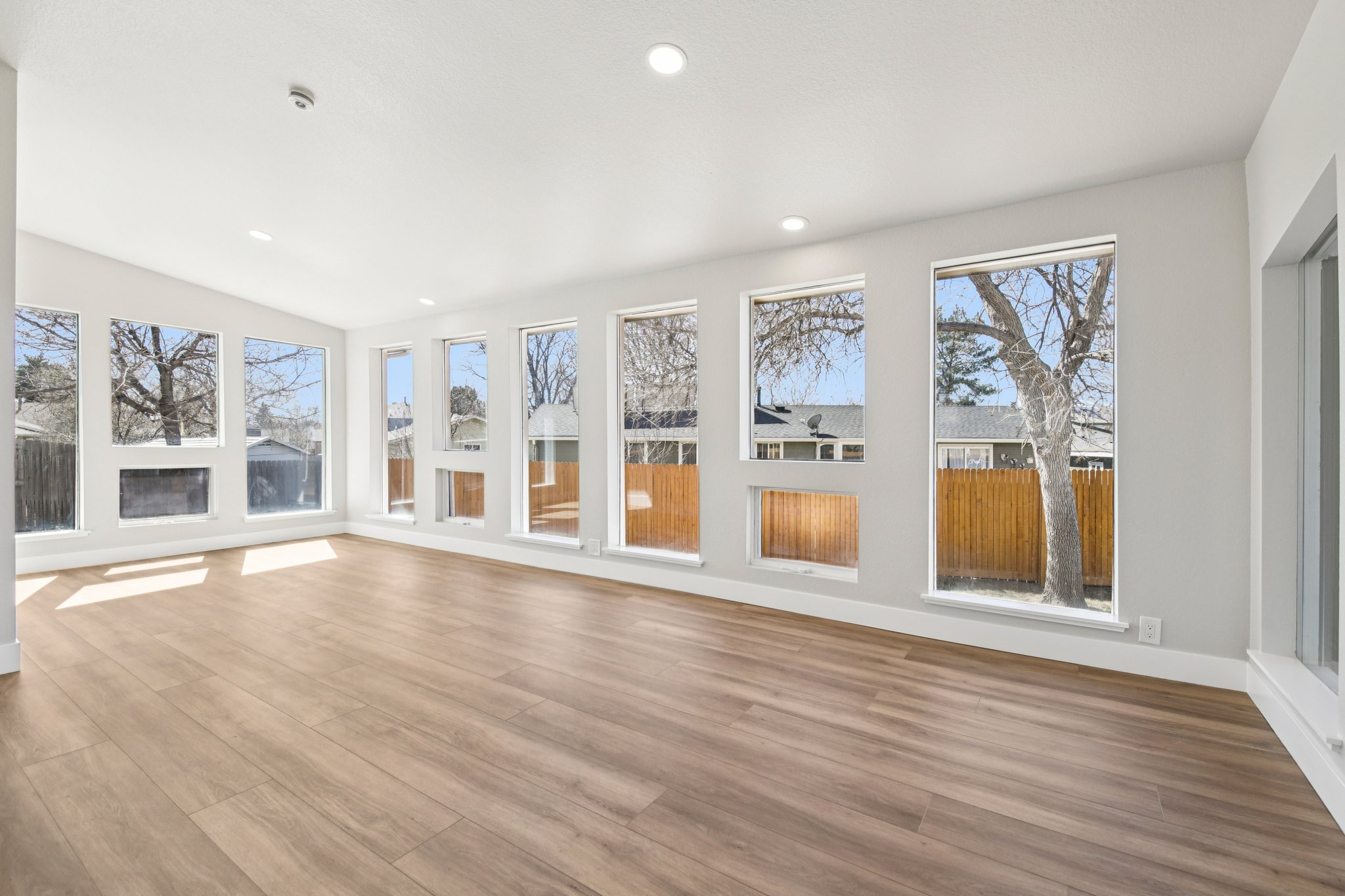 Goldenrod Cir-S1003-013.jpg