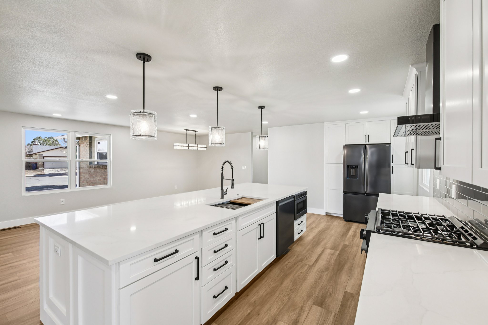 Goldenrod Cir-S1003-018.jpg