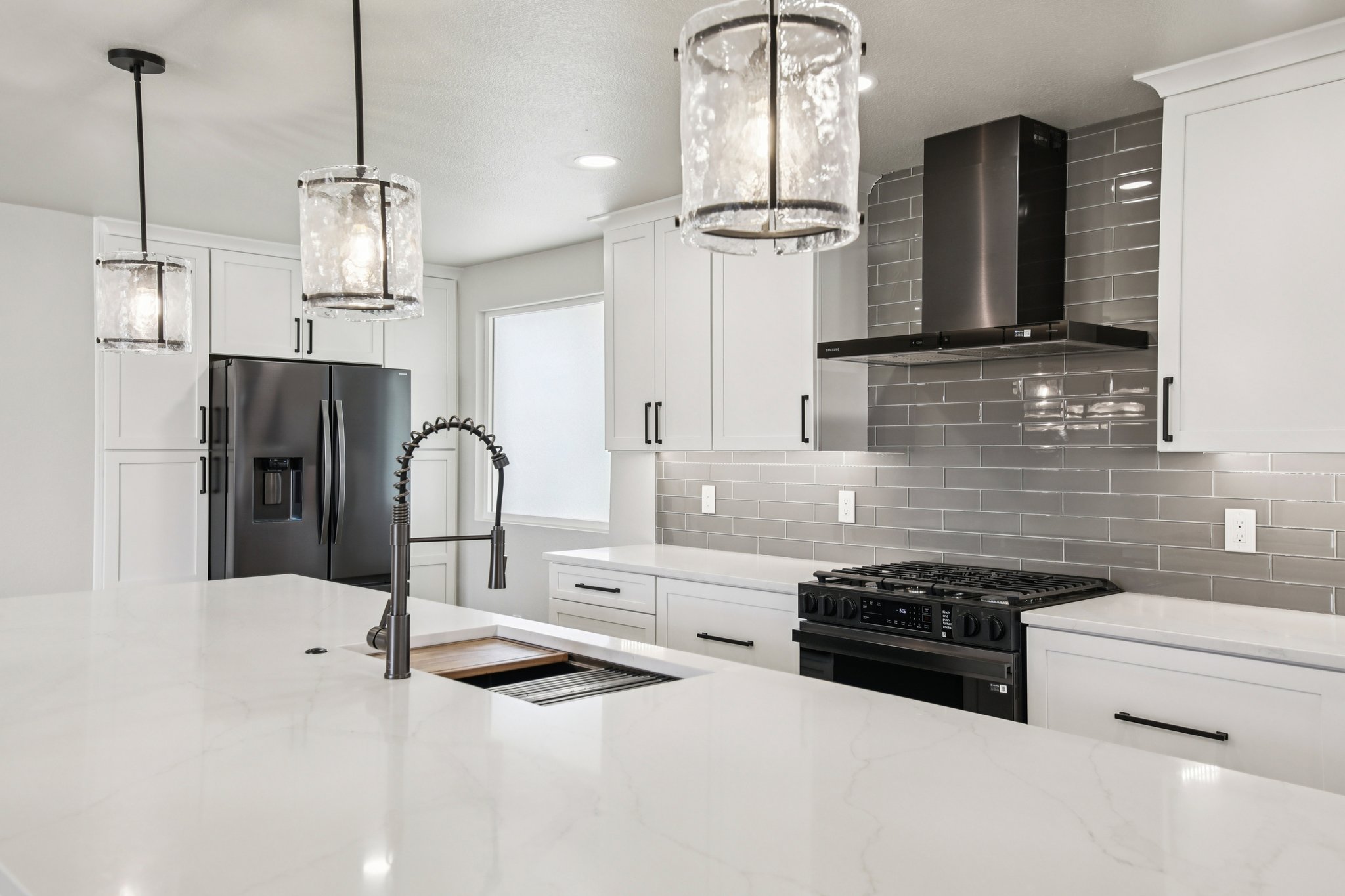 Goldenrod Cir-S1003-021.jpg