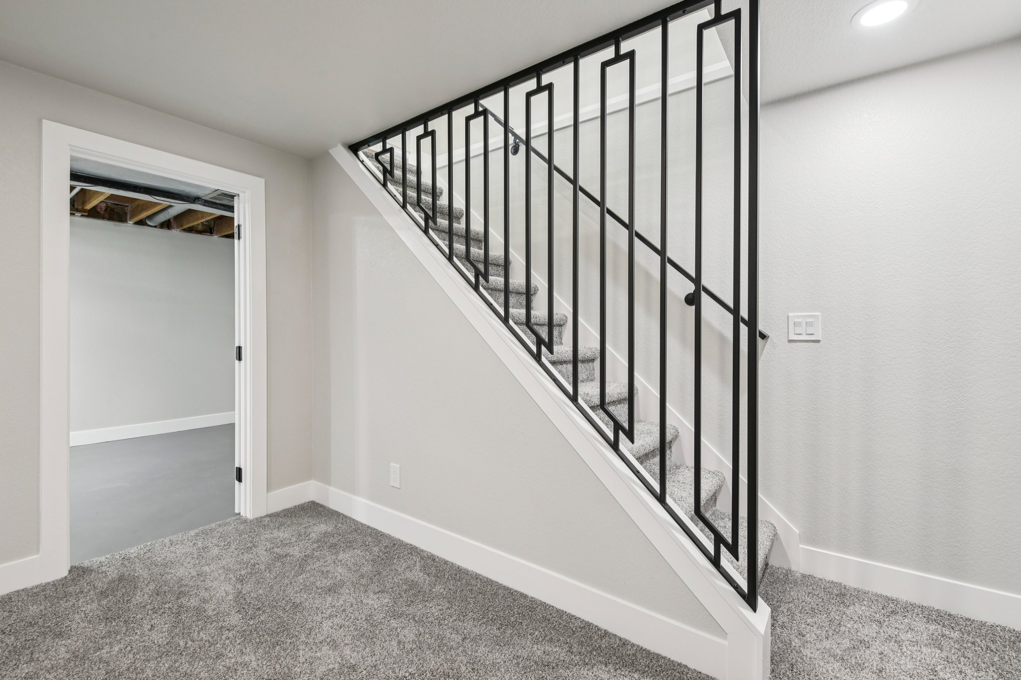 Goldenrod Cir-S1003-032.jpg