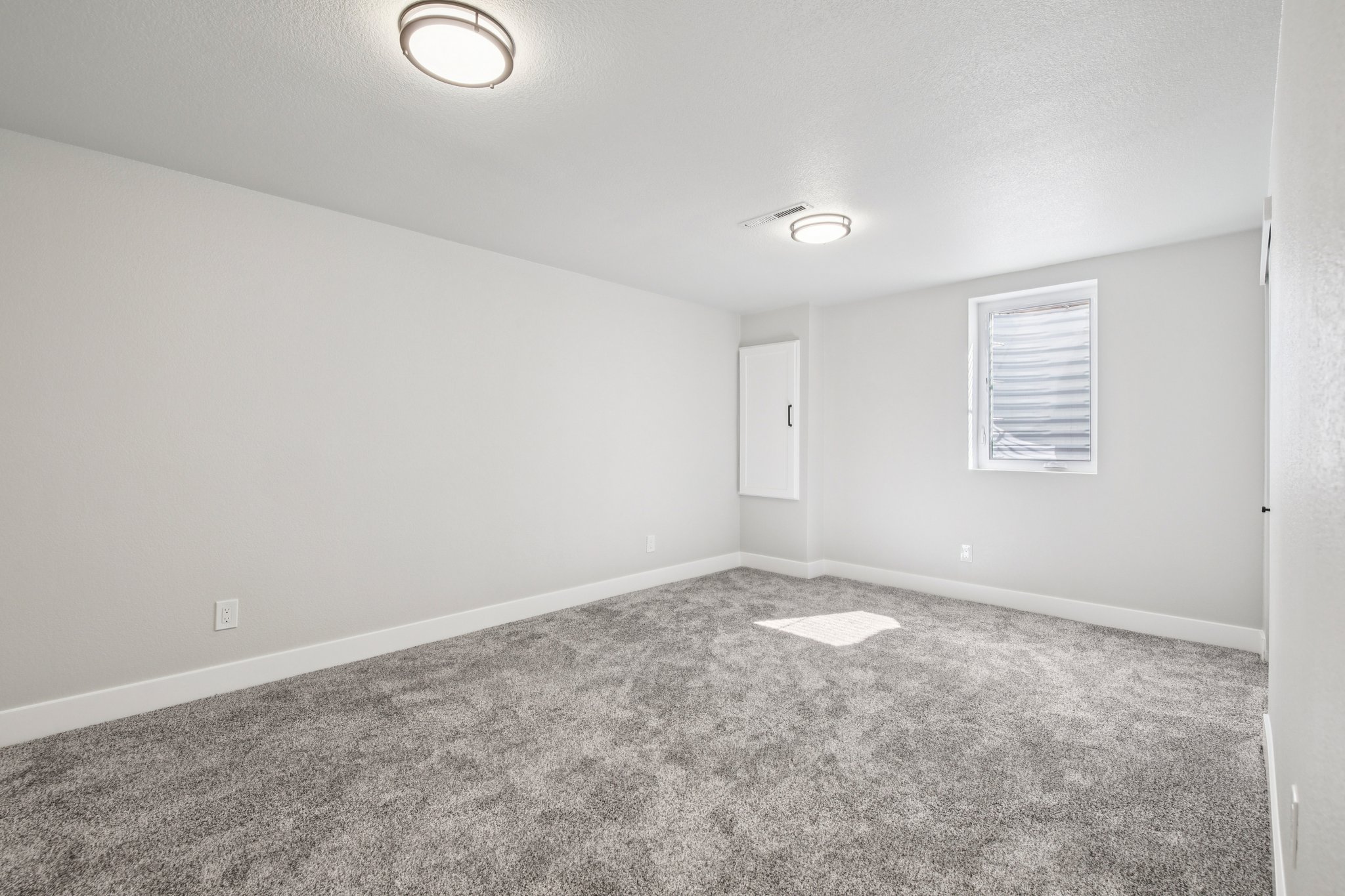 Goldenrod Cir-S1003-038.jpg