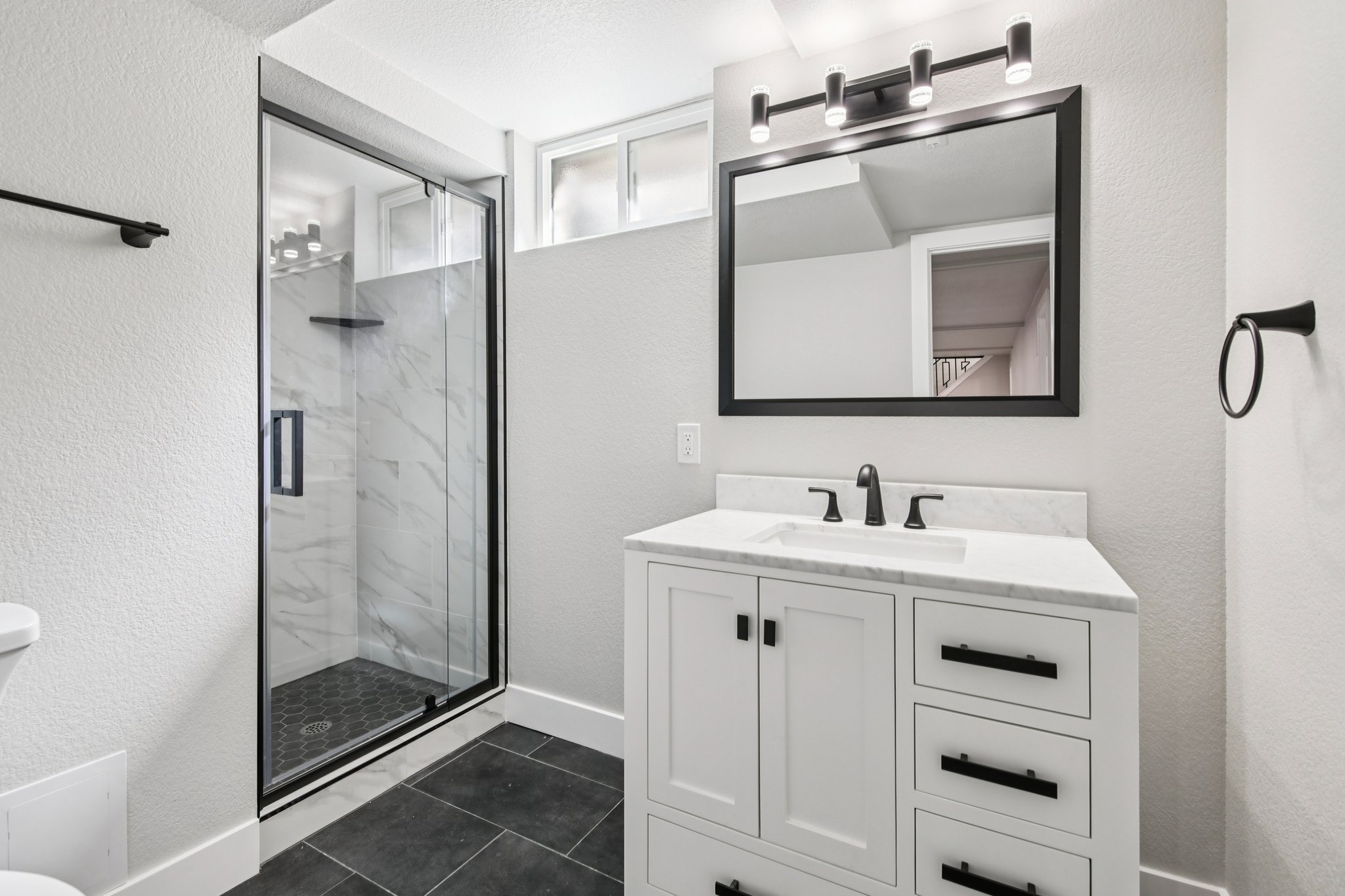 Goldenrod Cir-S1003-044.jpg