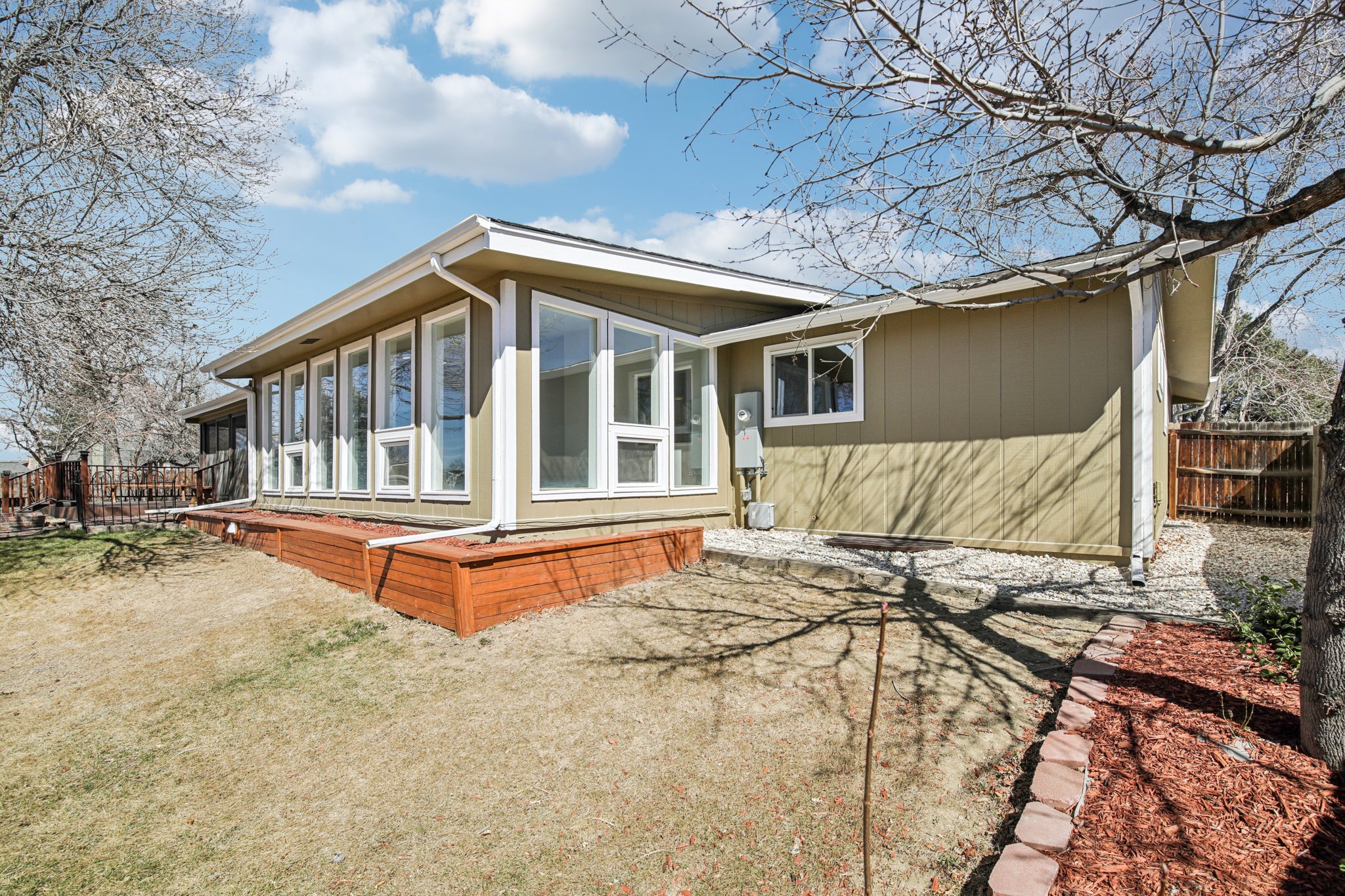 Goldenrod Cir-S1003-058.jpg