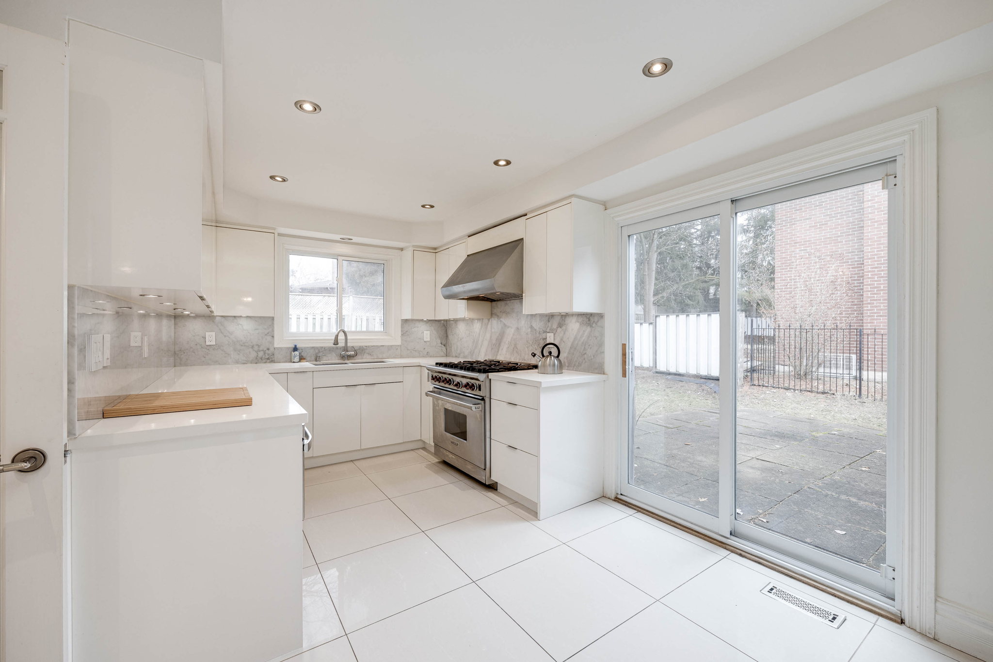 Mississauga property showcase — delivered property photograph 8