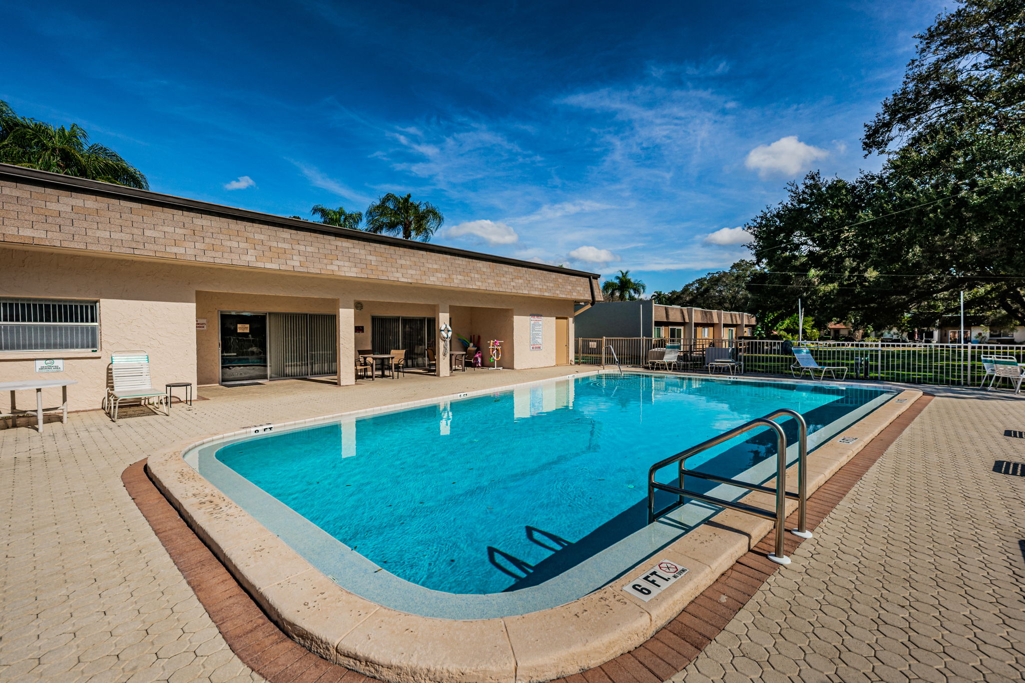 18-Clubhouse Pool