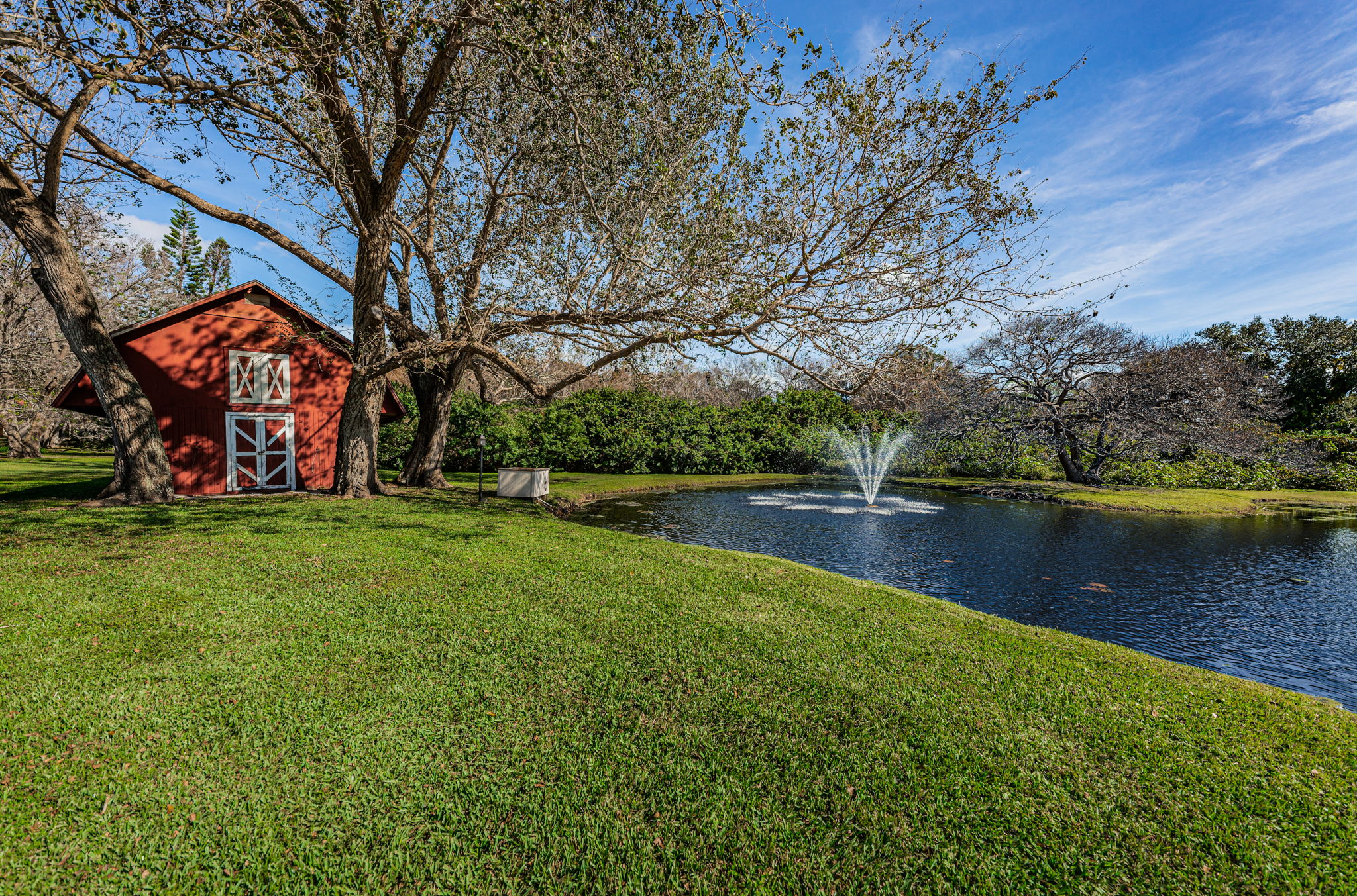 30-Barn and Pond