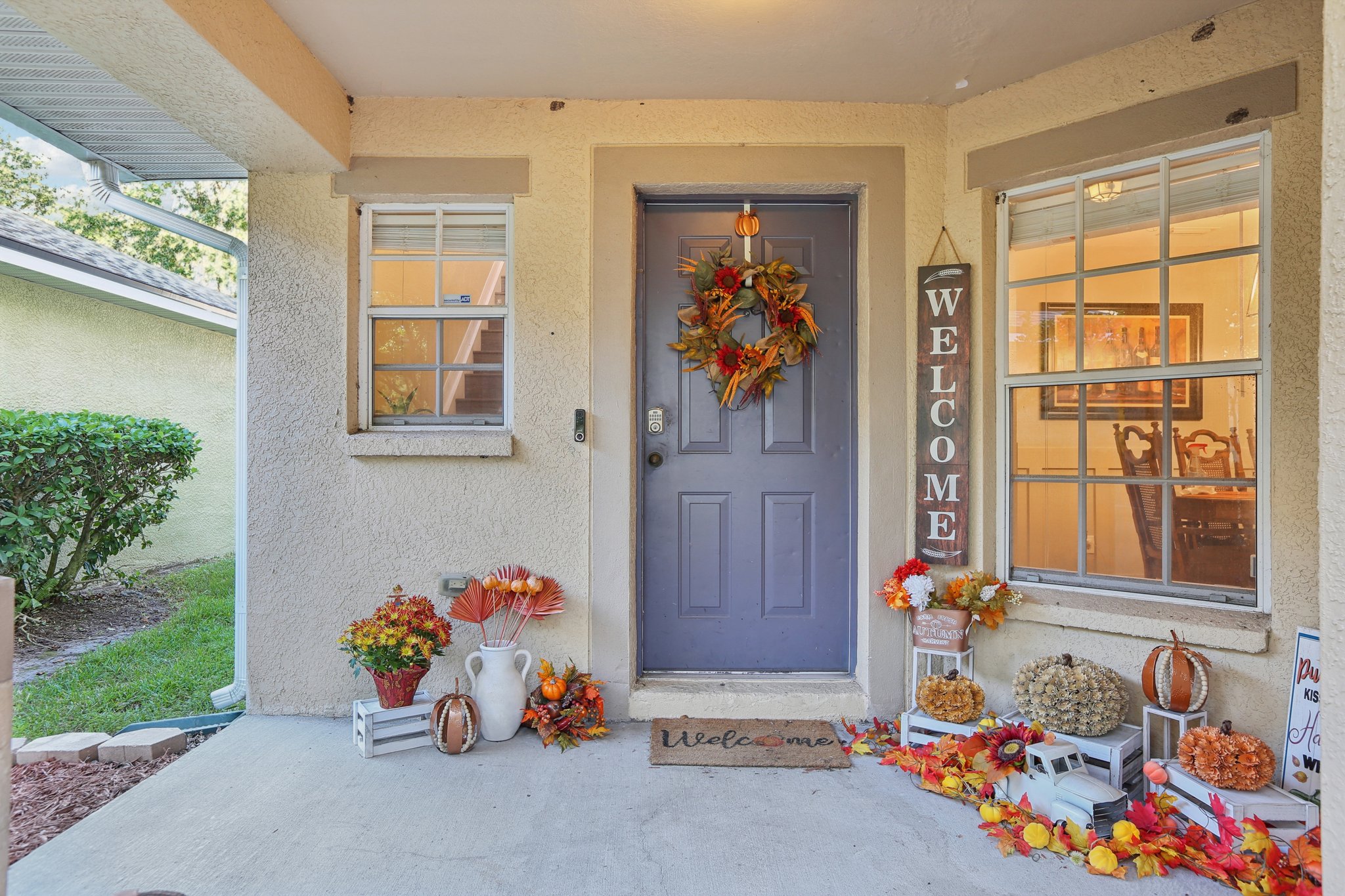 Crestlake Village Dr-S1510-005.jpg