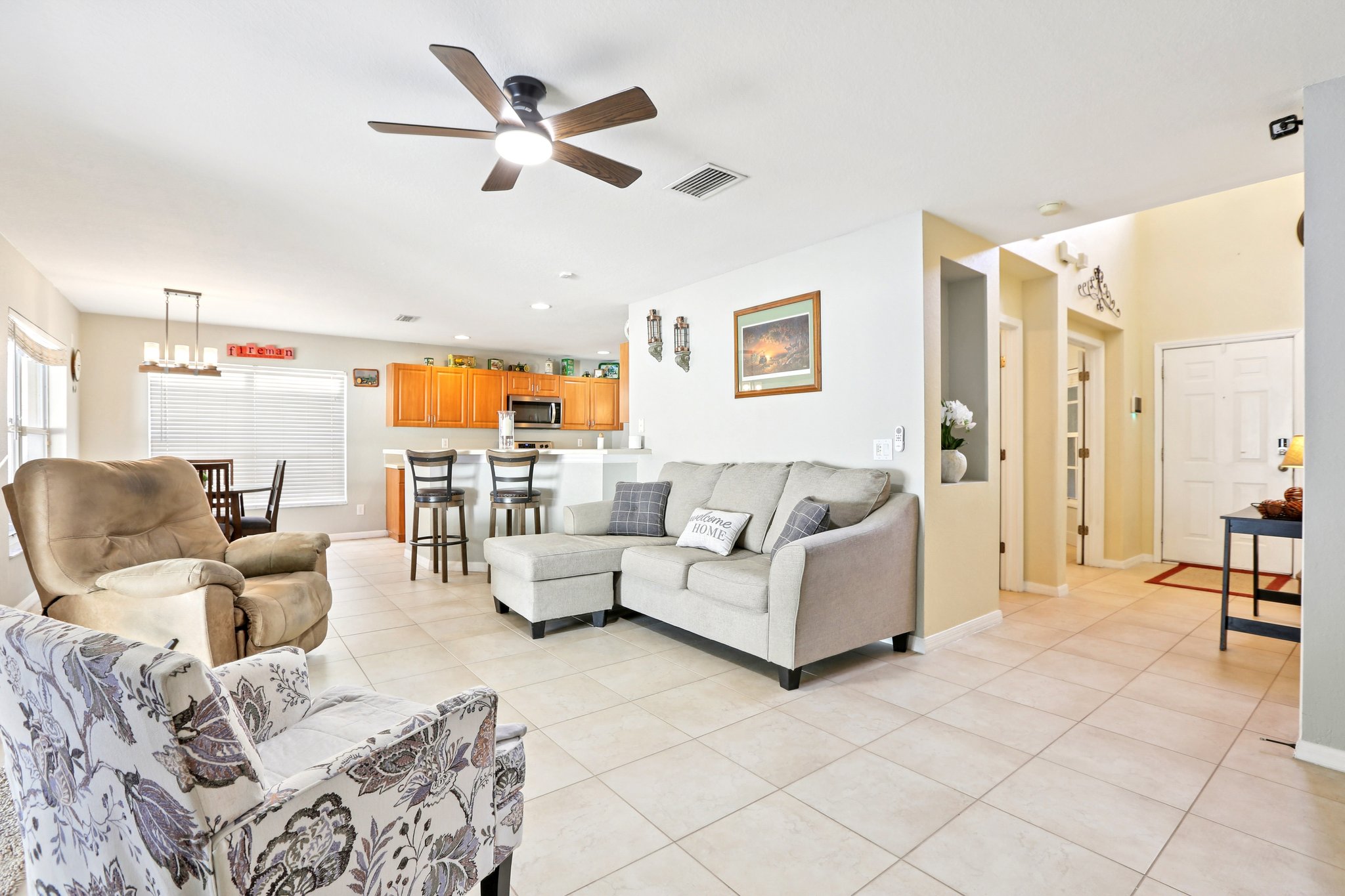 Crestlake Village Dr-S1510-014.jpg