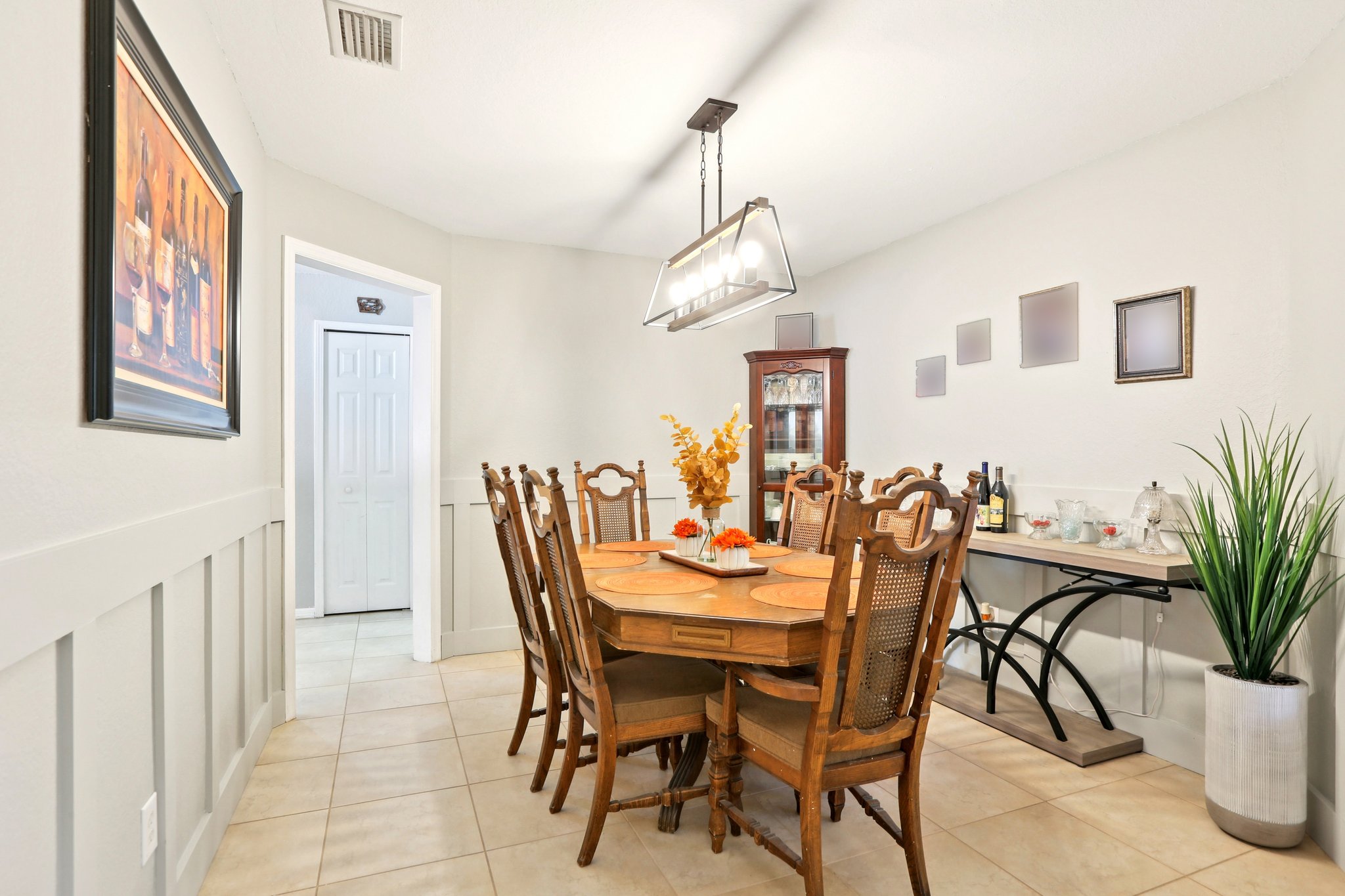 Crestlake Village Dr-S1510-015.jpg
