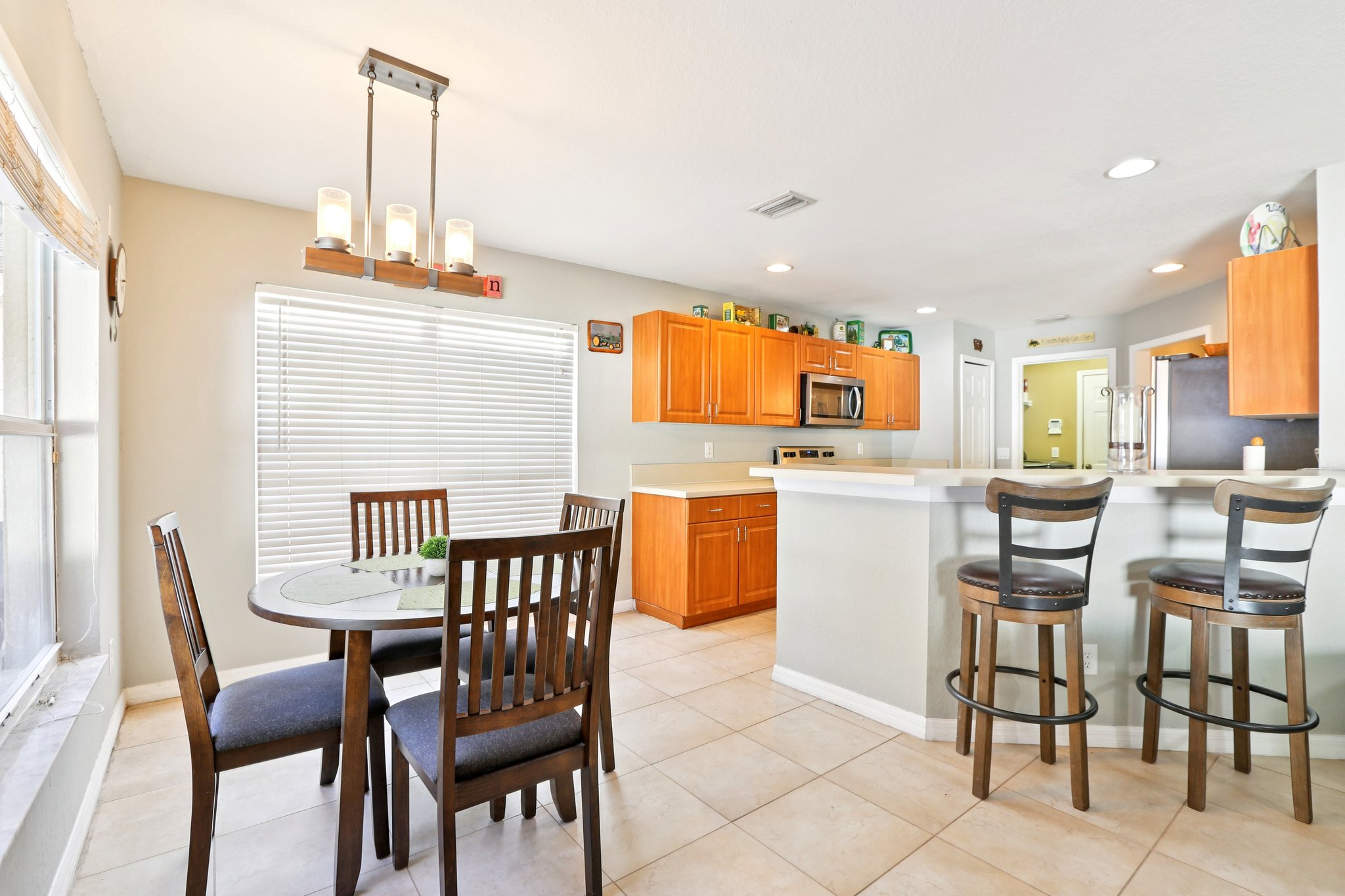 Crestlake Village Dr-S1510-019.jpg