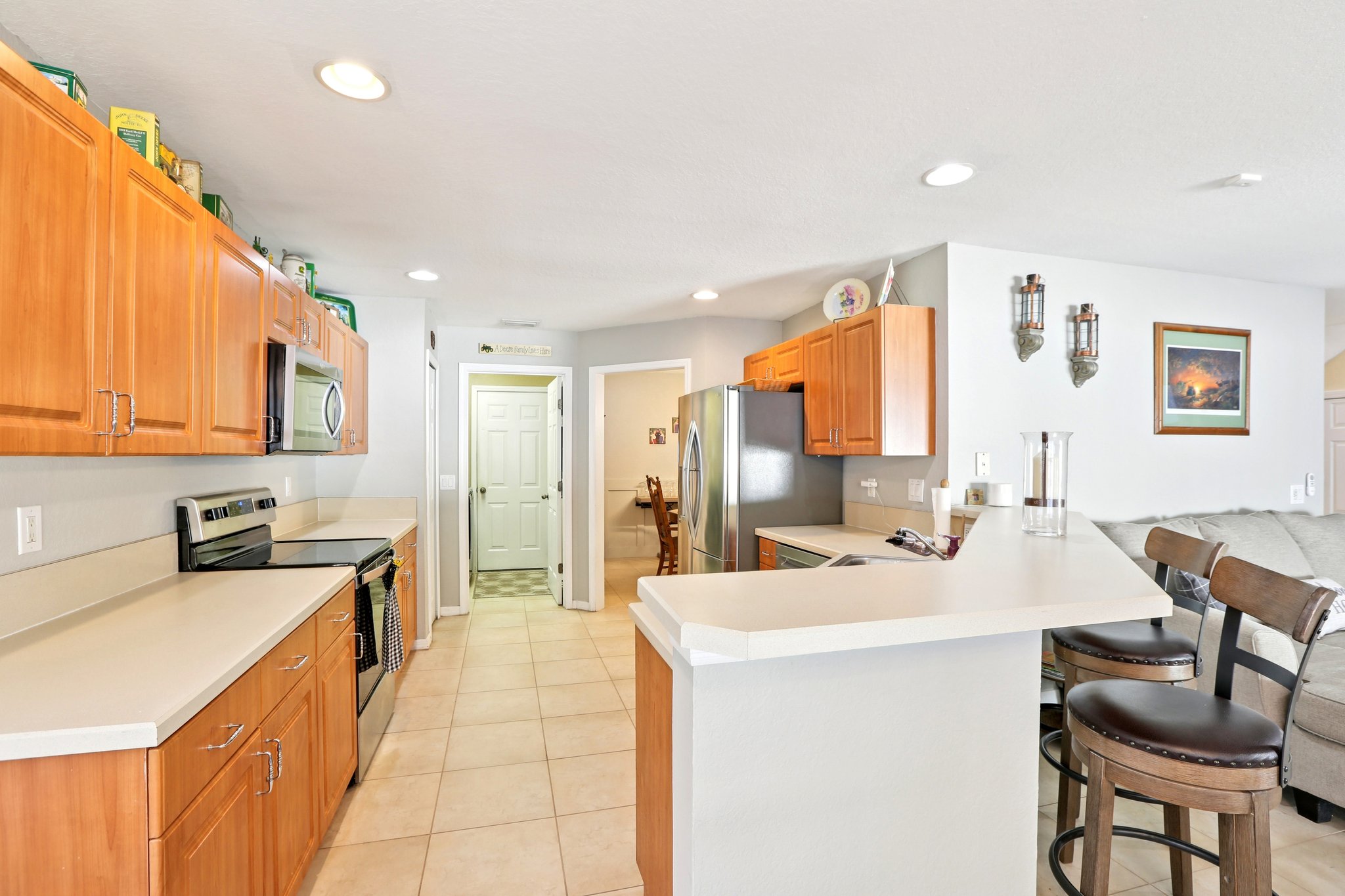 Crestlake Village Dr-S1510-022.jpg