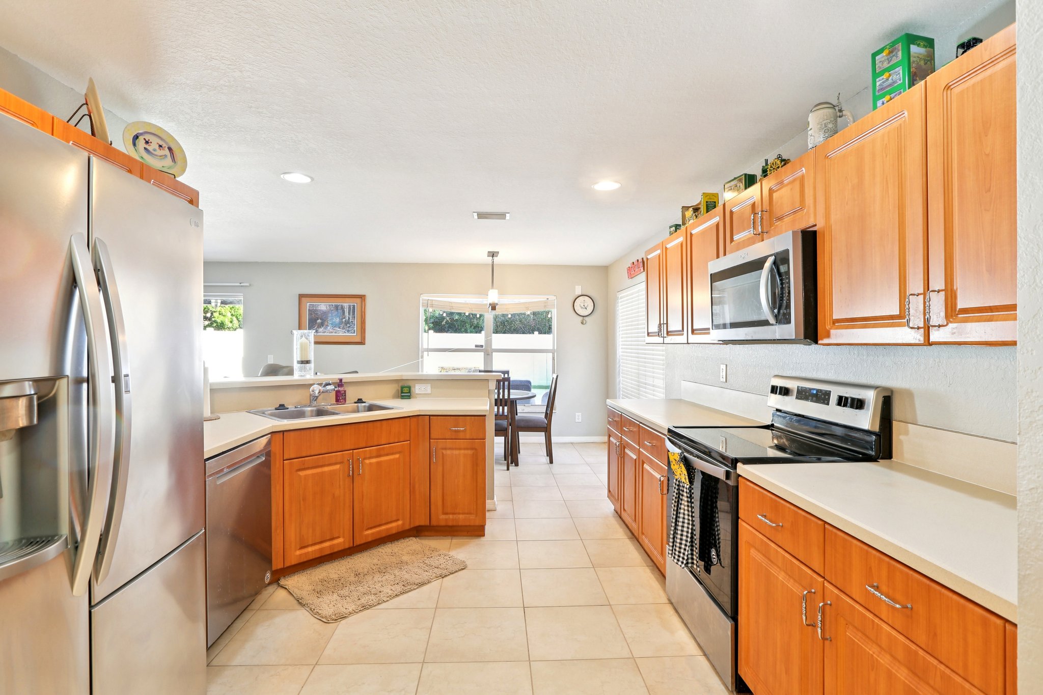 Crestlake Village Dr-S1510-024.jpg