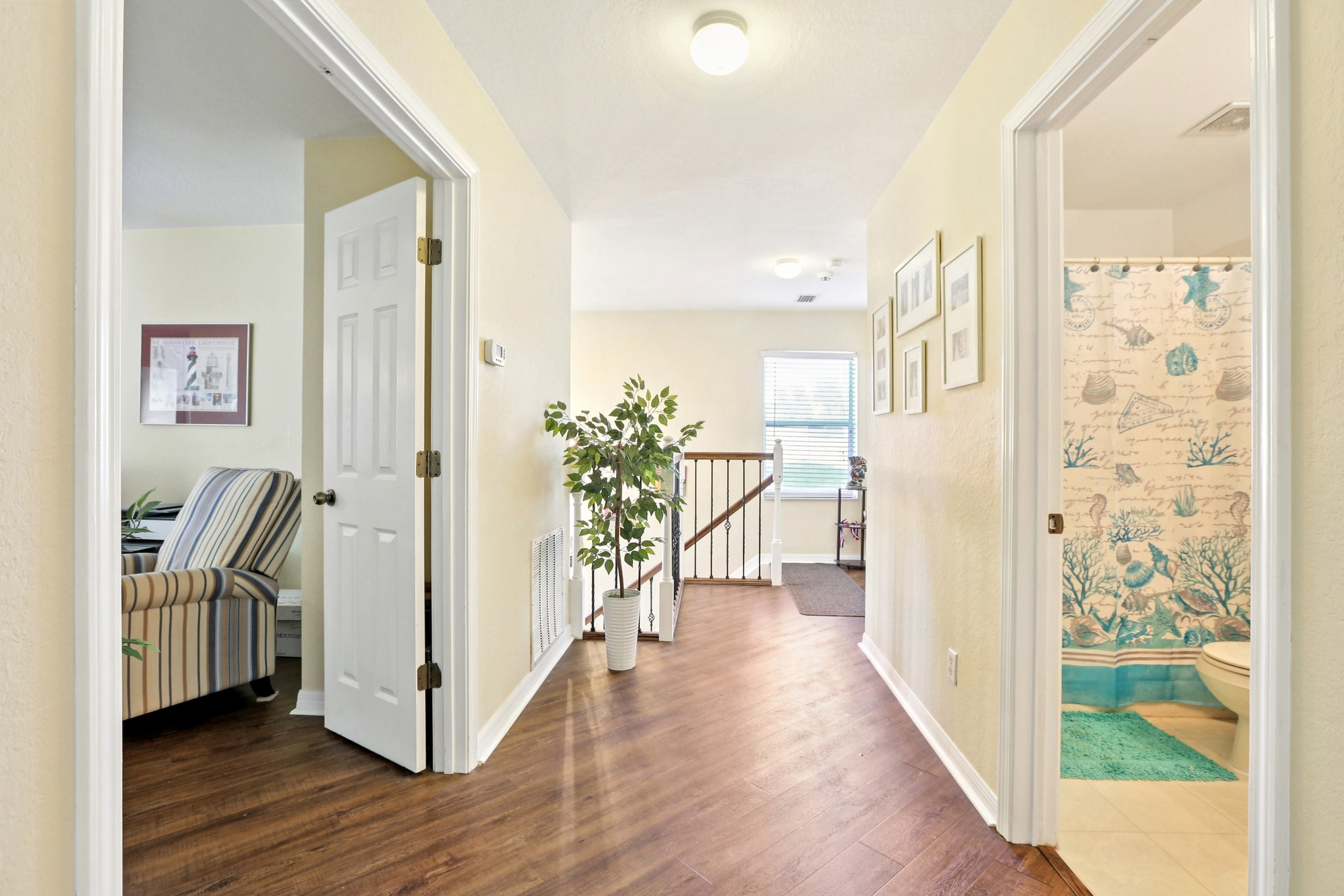Crestlake Village Dr-S1510-029.jpg