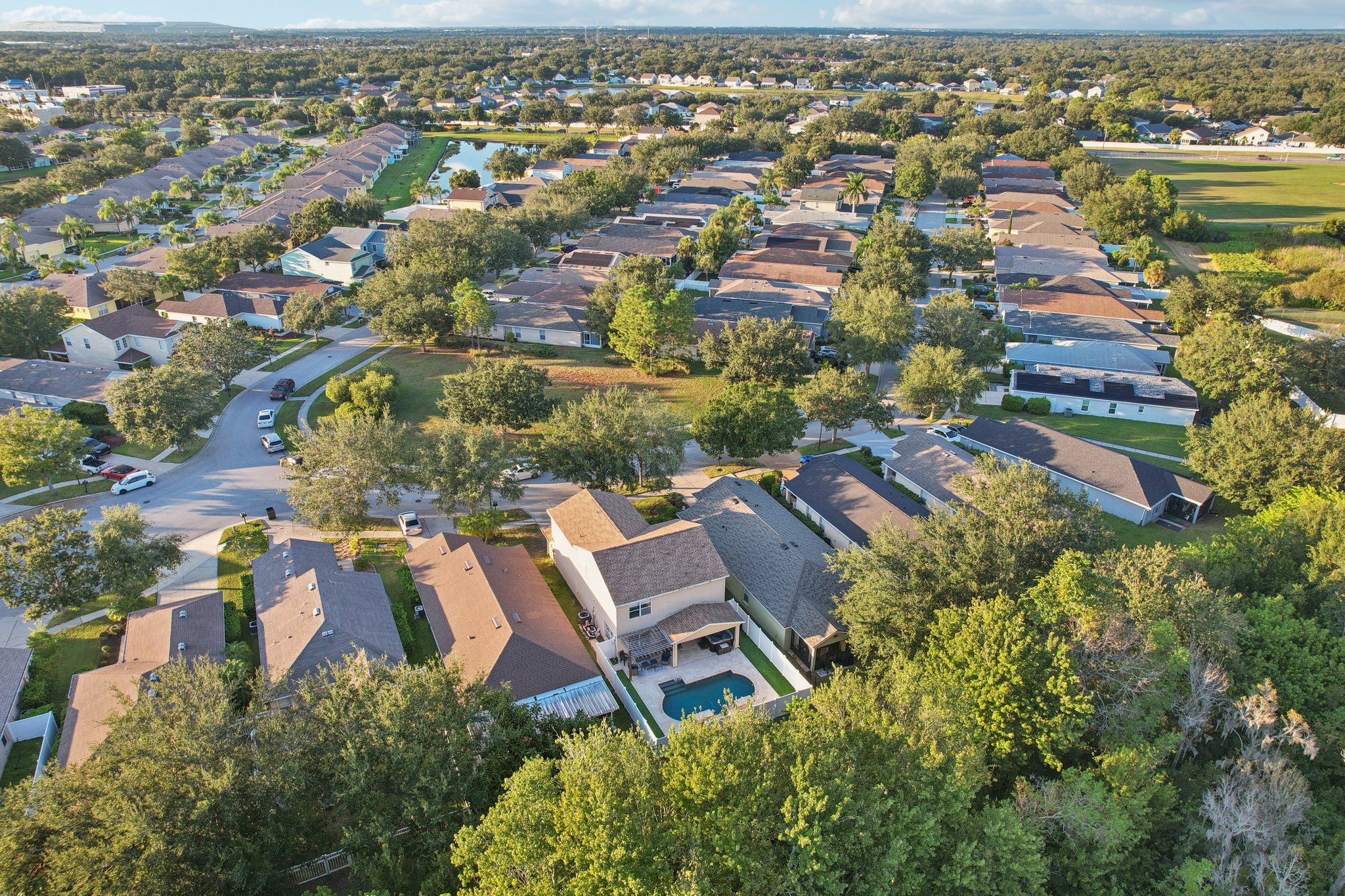 Crestlake Village Dr-S1510-066.jpg