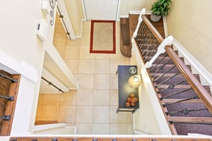 Crestlake Village Dr-S1510-009.jpg