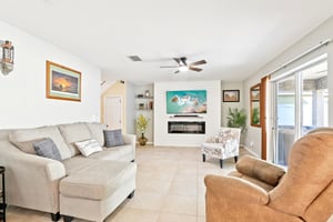 Crestlake Village Dr-S1510-010.jpg