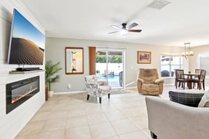 Crestlake Village Dr-S1510-012.jpg