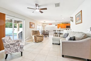 Crestlake Village Dr-S1510-013.jpg
