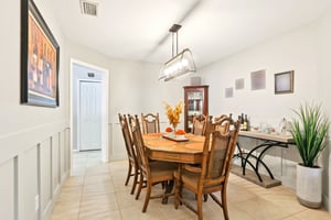 Crestlake Village Dr-S1510-015.jpg
