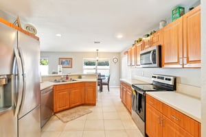 Crestlake Village Dr-S1510-024.jpg