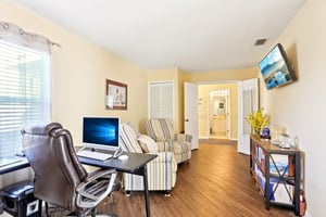 Crestlake Village Dr-S1510-031.jpg