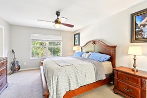 Crestlake Village Dr-S1510-040.jpg