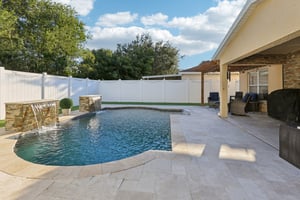 Crestlake Village Dr-S1510-053.jpg