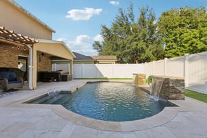 Crestlake Village Dr-S1510-055.jpg