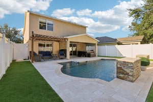 Crestlake Village Dr-S1510-056.jpg