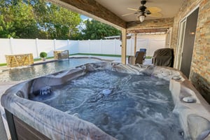 Crestlake Village Dr-S1510-059.jpg